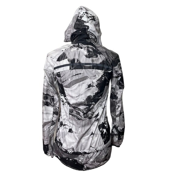Lululemon Miss Misty II Jacket Women’s Size 2 Black White Print Packable Hooded - Picture 5 of 12